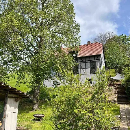 Lehm-fachwerkhaus Im Vorharz In Der Landschaft *