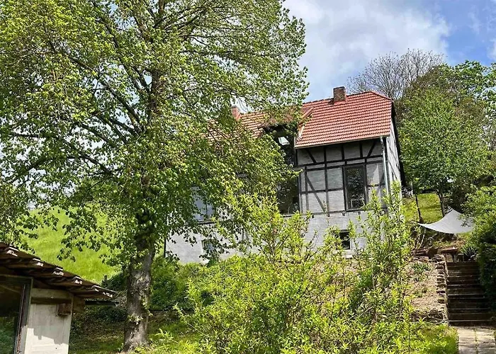 Lehm-fachwerkhaus Im Vorharz In Der Landschaft *